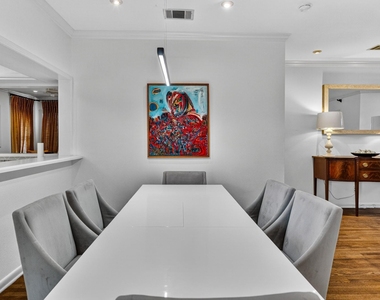 3111 Glenview Ave - Photo Thumbnail 9
