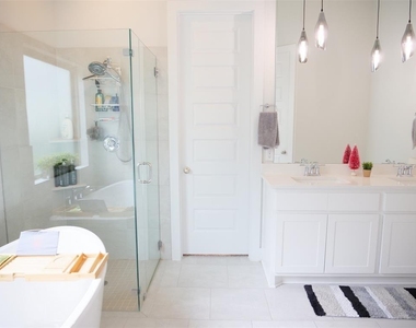 9621 Evening Canopy Dr - Photo Thumbnail 22