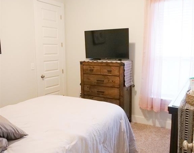 9621 Evening Canopy Dr - Photo Thumbnail 27