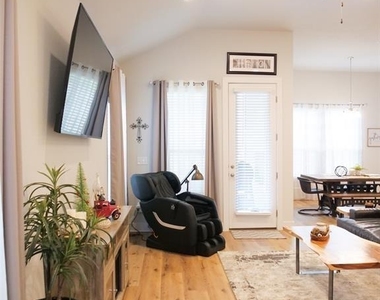 9621 Evening Canopy Dr - Photo Thumbnail 5