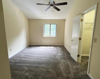125 Turtle Creek Rd - Photo Thumbnail 12
