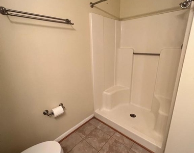 125 Turtle Creek Rd - Photo Thumbnail 15