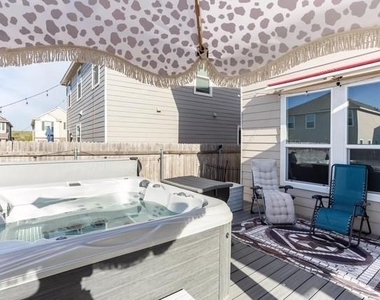 1133 Aronia Ln - Photo Thumbnail 9