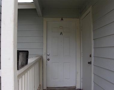 9603 Nightjar Dr - Photo Thumbnail 2