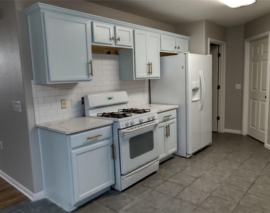 6133 Perlita Dr - Photo Thumbnail 1