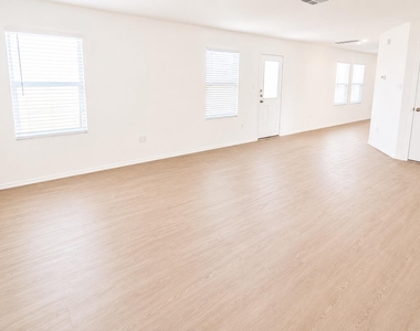 397 Keefer Ln - Photo Thumbnail 11