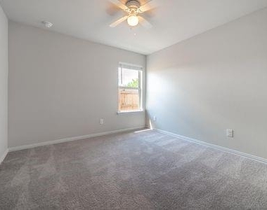 132 Evening Star Ln - Photo Thumbnail 13