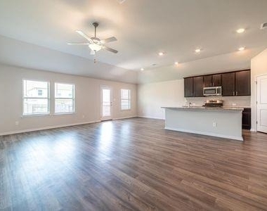 132 Evening Star Ln - Photo Thumbnail 4