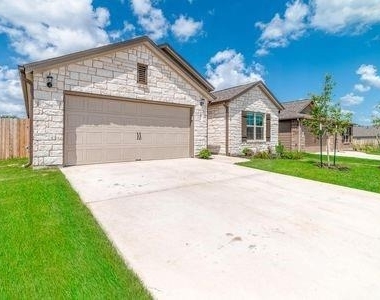 132 Evening Star Ln - Photo Thumbnail 1