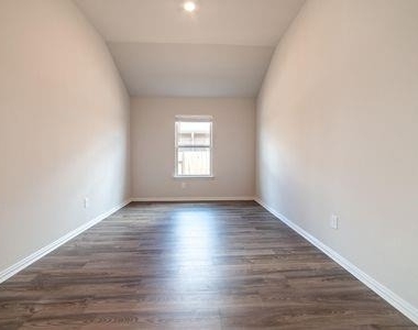 132 Evening Star Ln - Photo Thumbnail 21