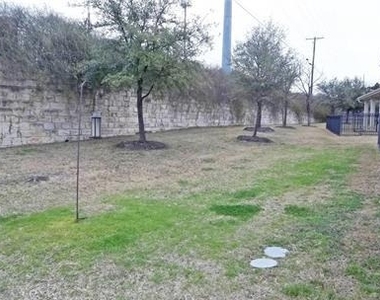 1900 Scofield Ridge Pkwy - Photo Thumbnail 25