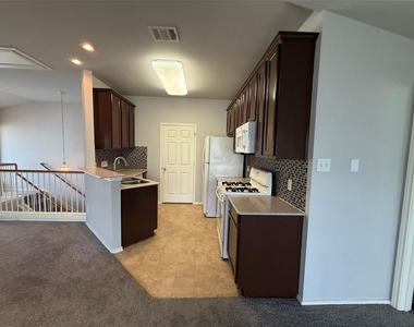 1900 Scofield Ridge Pkwy - Photo Thumbnail 3