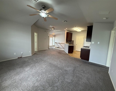 1900 Scofield Ridge Pkwy - Photo Thumbnail 5