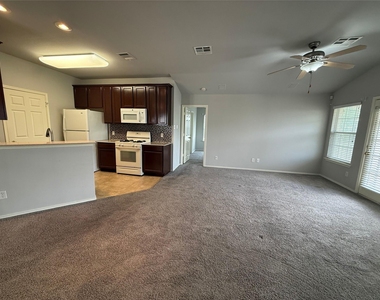 1900 Scofield Ridge Pkwy - Photo Thumbnail 10