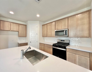 176 Fluttermill Loop - Photo Thumbnail 2