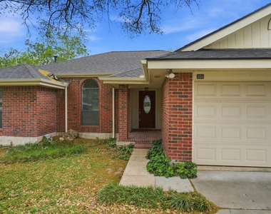 306 Woodstone Dr - Photo Thumbnail 3