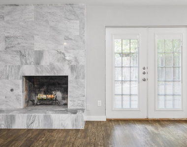 12902 Lamplight Village Ave - Photo Thumbnail 25