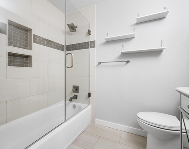 12902 Lamplight Village Ave - Photo Thumbnail 19