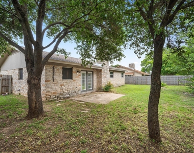 12902 Lamplight Village Ave - Photo Thumbnail 34