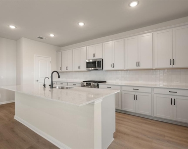 113 Coleto Trl - Photo Thumbnail 12