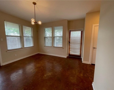 2314 S 5th St - Photo Thumbnail 1