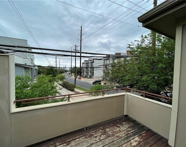 2314 S 5th St - Photo Thumbnail 14