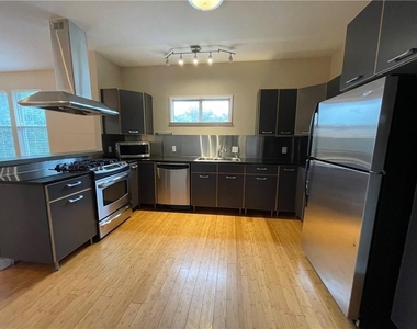 2314 S 5th St - Photo Thumbnail 8