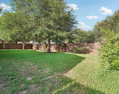 10028 Lisi Anne Dr - Photo Thumbnail 33