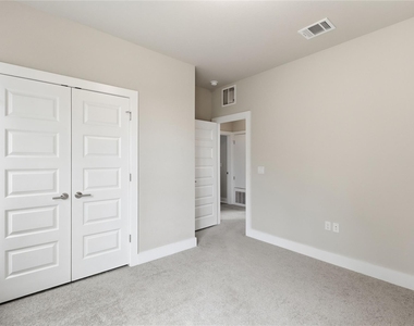 2024 Sager Dr - Photo Thumbnail 14
