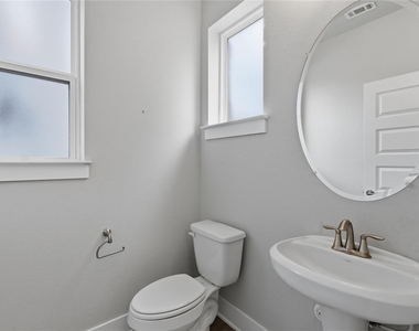 2024 Sager Dr - Photo Thumbnail 7