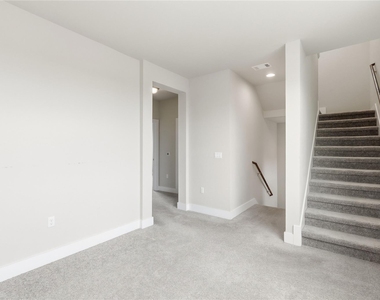 2024 Sager Dr - Photo Thumbnail 11