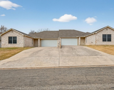 268 Braeburn Cir - Photo Thumbnail 16