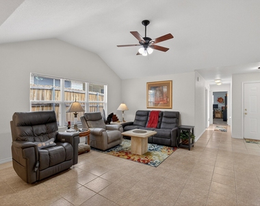 268 Braeburn Cir - Photo Thumbnail 1