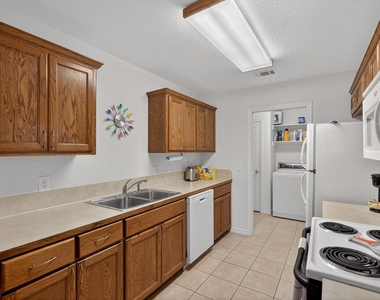 268 Braeburn Cir - Photo Thumbnail 6