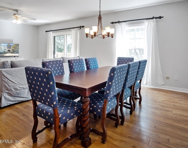 945 Registry Boulevard - Photo Thumbnail 9