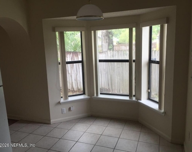 5058 Acre Estates Drive W - Photo Thumbnail 7