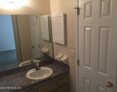 5058 Acre Estates Drive W - Photo Thumbnail 10
