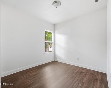 6945 Nelms Street - Photo Thumbnail 10