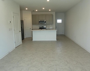 3764 Athenian Way - Photo Thumbnail 7