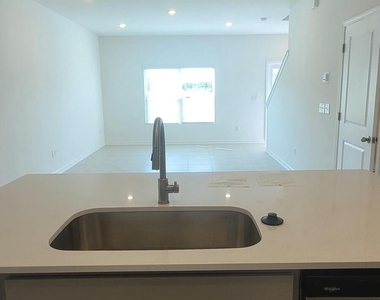 3764 Athenian Way - Photo Thumbnail 5