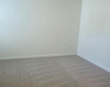 3764 Athenian Way - Photo Thumbnail 14