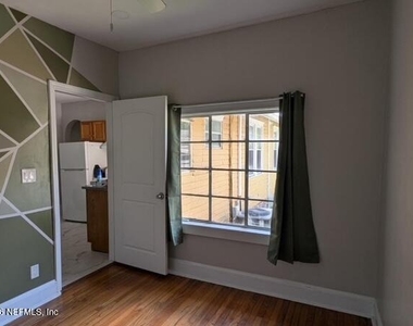 2657 Post Street - Photo Thumbnail 6