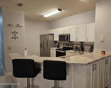 3750 Silver Bluff Boulevard - Photo Thumbnail 7