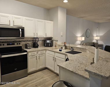 3750 Silver Bluff Boulevard - Photo Thumbnail 10