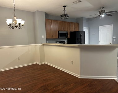 9744 Summer Grove Way W - Photo Thumbnail 3
