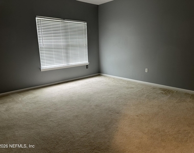 9744 Summer Grove Way W - Photo Thumbnail 10