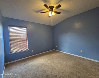 1912 Covemont Court - Photo Thumbnail 17