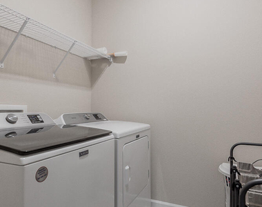 5615 Kellar Circle - Photo Thumbnail 5