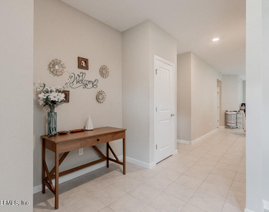 5615 Kellar Circle - Photo Thumbnail 4