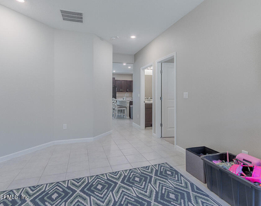 5615 Kellar Circle - Photo Thumbnail 18